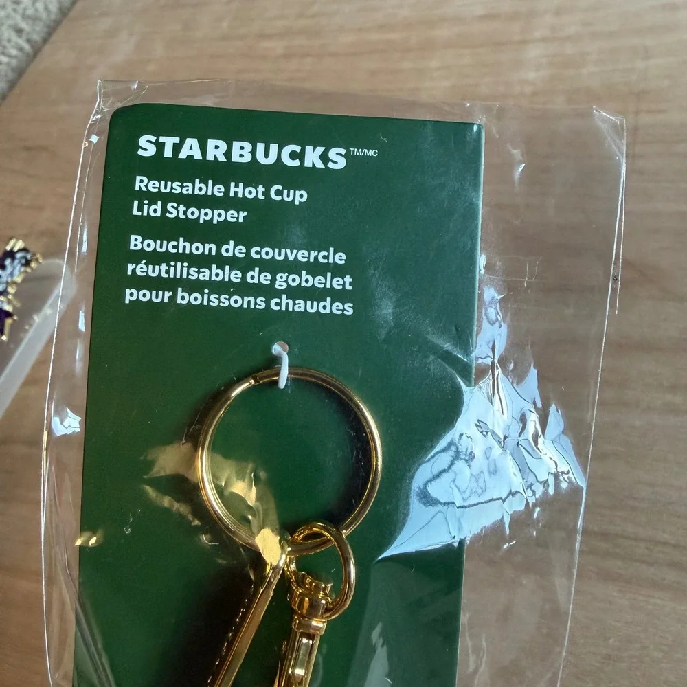 STARBUCKS Reusable‎ Lid Stopper Red Bearista Barista Keychain Women's OS New